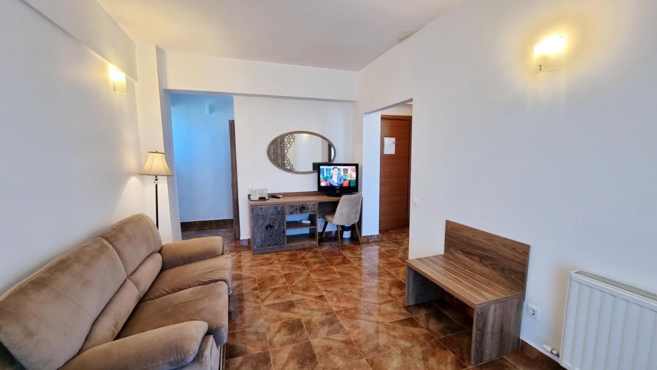 Hotel Florida Mamaia Luaran gambar